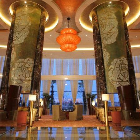 New Century Grand Hotel Ningbo Exterior photo